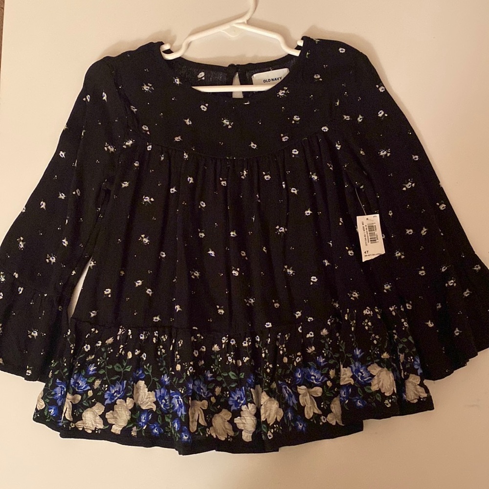 Old navy too never worn